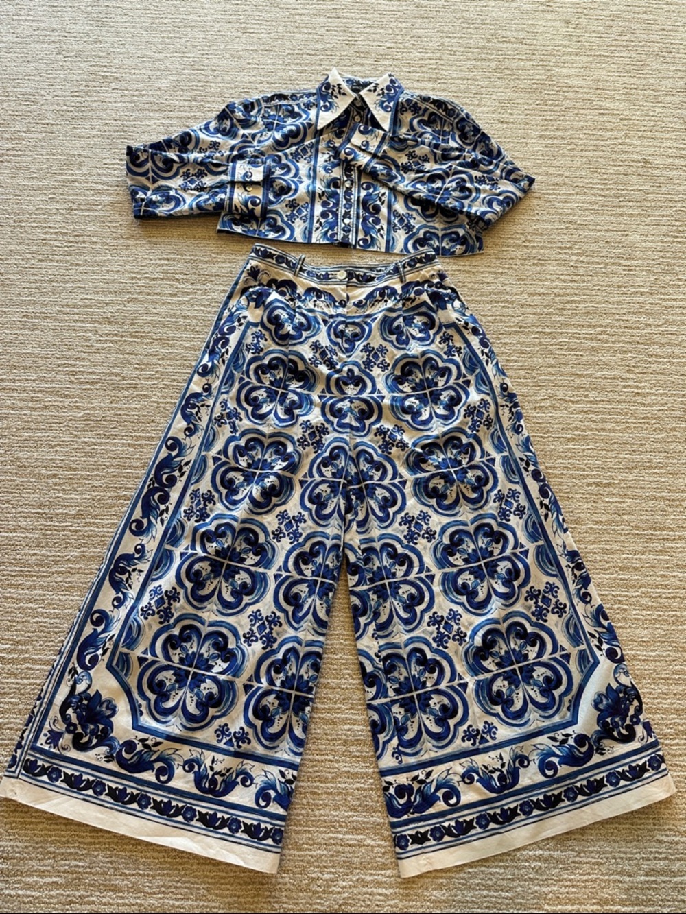 Dolce & Gabbana Blue Majolica Print button down and Culotte pants SET size 38